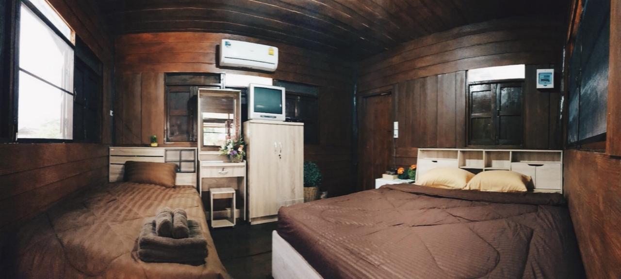 บ้านสวนมีดี ลำพูน Meedee Homestay Lamphun Ban Nong Pla Kho Exteriör bild