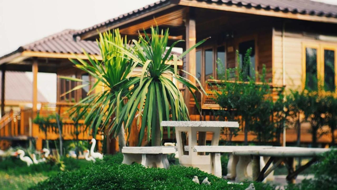 บ้านสวนมีดี ลำพูน Meedee Homestay Lamphun Ban Nong Pla Kho Exteriör bild